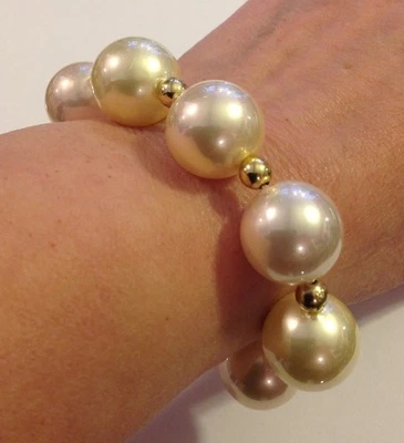 elastisches Armband / große weiße Perlen / kleine goldene Perlen / neu - Bild 1 von 3