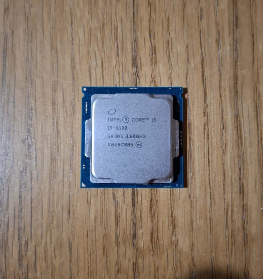 Cpu Intel Core i3-8100 3.6 Ghz Quad Core (Coffee Lake-S) (BX80684I38100) - Immagine 1 di 1