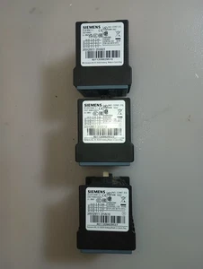 Siemens 3RH2911-2HA01 (Qty 1) & 2HA10 (Qty 2) - Picture 1 of 5