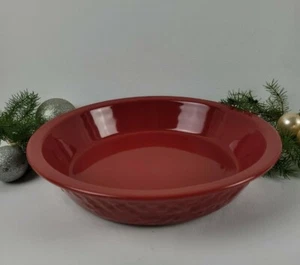 Signature Housewares Inc. Red Pie Dish Stoneware Oven, Microwave Dishwasher safe - Picture 1 of 9