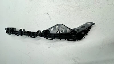 Soporte de parachoques trasero derecho Toyota Prius Prime 2017 OEM 52575-47050 Foto 1 de 4