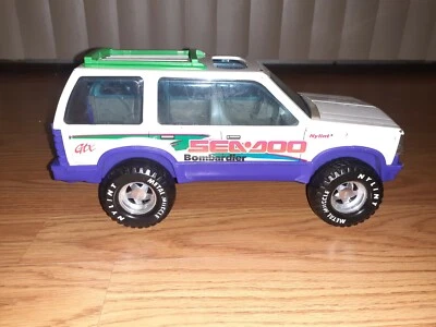 JEEP NYLINT TRUCK METAL AND PLASTIC VINTAGE MADE IN THE USA COLLECTORS ITEM  - Image 1 of 4