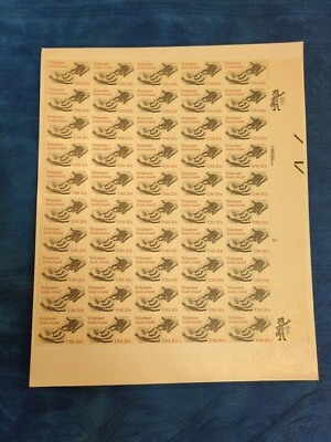 #2039 Volunteer Lend A Hand 20¢ Sheet of 50 MNH - Image 1 of 4
