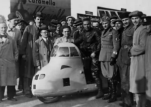Gilera Rondine 500ccm Vierzylinder aufgeladen Weltrekord Motorrad und Pier - Bild 1 von 1