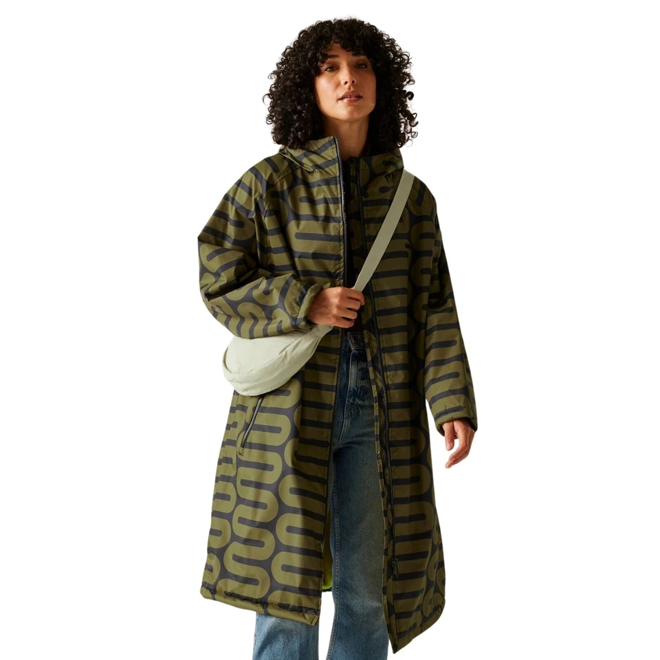 Bata cambiadora forrada de vellón impermeable patrón audaz Orla Kiely para mujer Regatta Foto 1 de 1