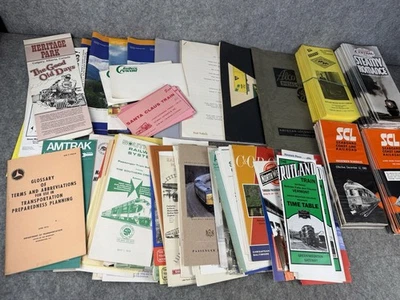 10 Pound Lot Train & Railroad Ephemera Timetables Brochures Pamphlets 1960s-80s - Image 1 of 4