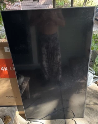 Samsung 55” Television TV 6 Years Old Issues Pick Up Only UN55TU700DF Model. - Image 1 of 4