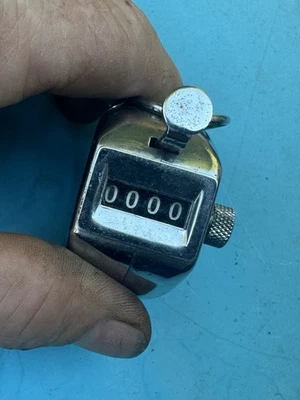 Contador clicker manual vintage GENERAL CONTROLS 2" de diámetro Japón 4 dígitos RARO Foto 1 de 4