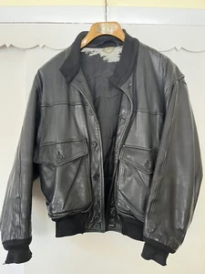 Vtg 80s Gianfranco Ferre Black Leather B52 B-2 Bomber Jacket Mens M Italy Heavy - Picture 1 of 24