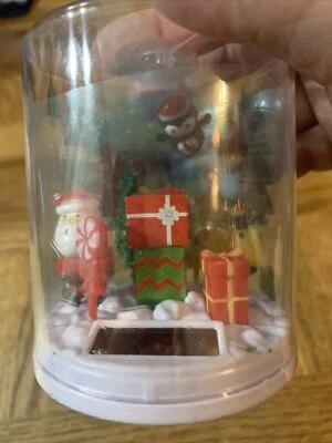 Solar Fluttering Christmas Presents-Brand New-SHIPS N 24 HOURS - Image 1 of 3