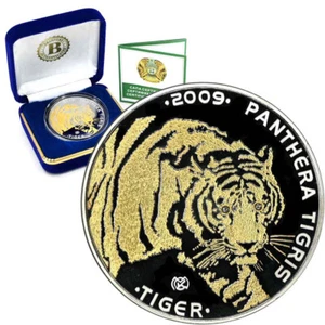 Kazajstán 100 Tenge 2009 plateado chapado en oro con diamantes 'TIGRE' certificado de autenticidad #0002 - Imagen 1 de 5