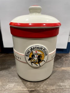 Chantal King Arthur Flour 1 Qt. Canister with Lid 7.5" H - Picture 1 of 5