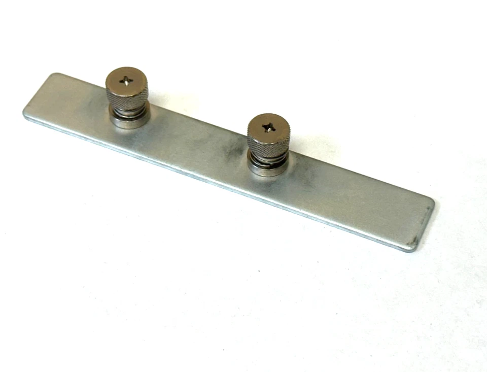 A1289 Mac Pro 922-8941 PCIe Card Holder Retention Bracket 2009 2010 2012 - Image 1 of 4