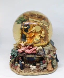 CHRISTMAS Nativity MUSICAL SNOW GLOBE "THE FIRST NOEL" Revolving - Picture 1 of 13