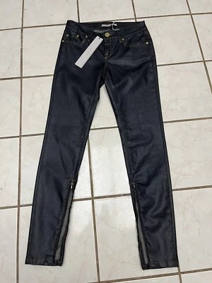 VICTORIA BECKHAM ¡NUEVO CON ETIQUETAS! Pantalones de mezclilla al tobillo lavados con recubrimiento oscuro talla 25 ¡NUEVOS! Foto 1 de 4