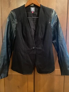 Women's size 2 blazer - Vince Camuto faux leather sleeves - excellent condition  - Picture 1 of 4