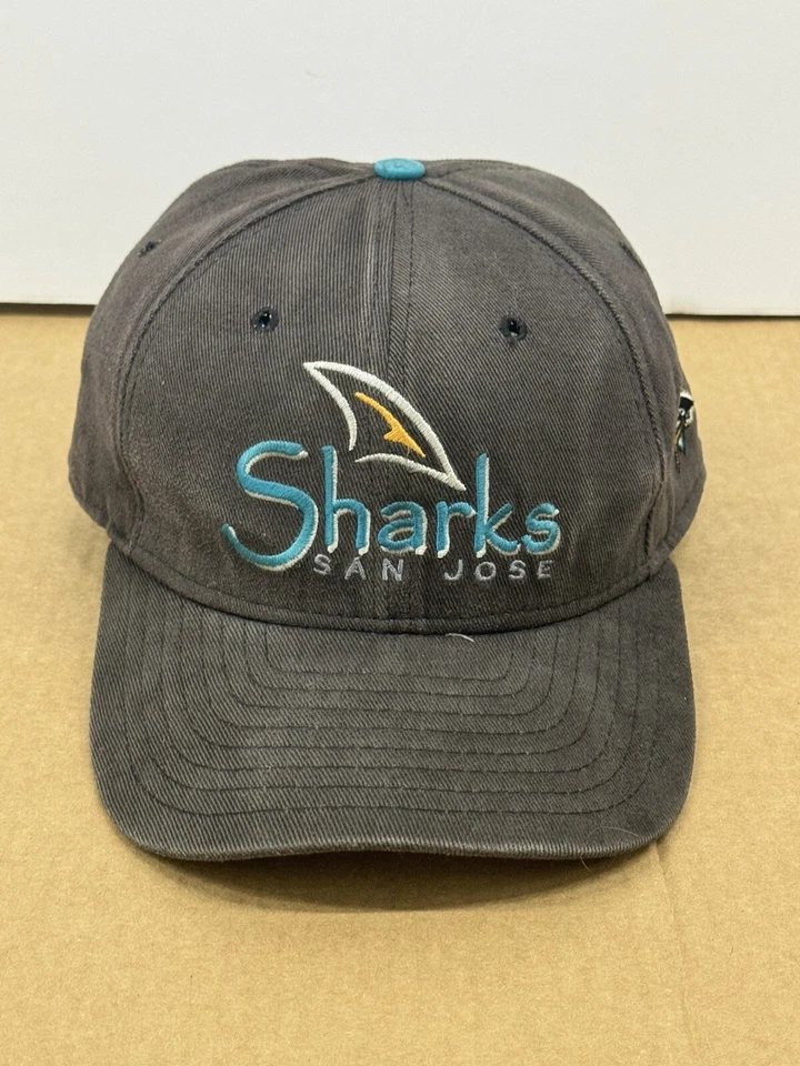 De colección Años 90 New Era Tiburones San José Correa Trasera Gorra OS Gris Raro NHL Hockey Foto 1 de 4