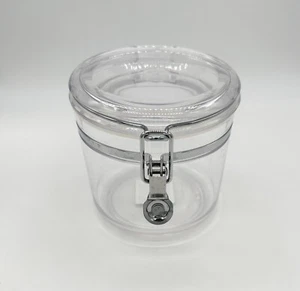 🫙 Tarro de almacenamiento de plástico transparente Mainstays con tapa de abrazadera, 5" x 5" - Imagen 1 de 4