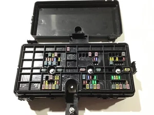 Ford Ranger PY Next Gen RA ENGINE BAY FUSE BOX MB3T-14D068-PHD 2022+ Genuine - Picture 1 of 6