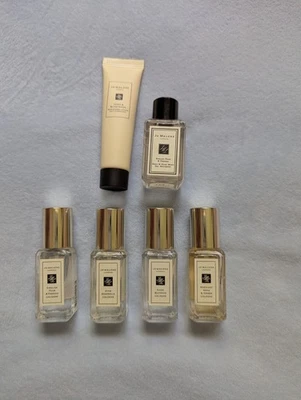Lote Jo Malone Estrella Magnolia Nashi Flor Medianoche Almizcle Inglés Pera Fresia Foto 1 de 4