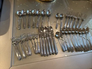 Cubiertos de acero inoxidable Rogers patrón de cuentas 39 piezas G10 - Imagen 1 de 7