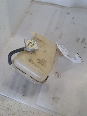 Depósito de refrigerante 2011 Cx-9 Sku#4066647 Foto 1 de 4