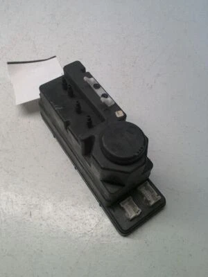 1997 Mercedes-Benz E320 - Lock Actuator Vacuum Pump - 2108000648 - R20204 - Image 1 of 4