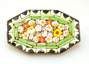 ANTIKE HANDGEFERTIGTE BUNTE KLEINE BLUMEN MIKROMOSAIK 1 1/8 ZOLL BREITE ANSTECKNADEL ITALIEN - Bild 1 von 5