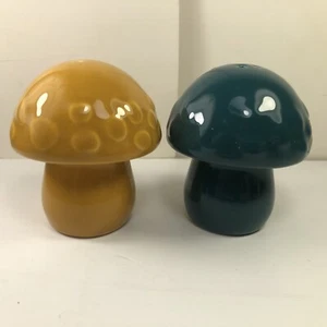1960s Vintage Groovy Ceramic Mushroom Salt & Pepper Shakers Teal and Yellow - Picture 1 of 11