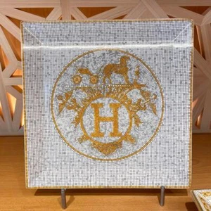 HERMES Petit Carré NO3 Hermès Mosaïque au 24 piatti quadrati 9 x 9 pollici Oro - Foto 1 di 8