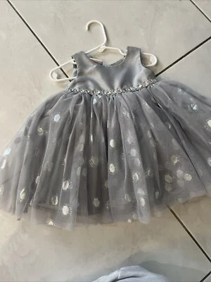 Girls Silver Party Dress 12m With Crystals Foto 1 de 4