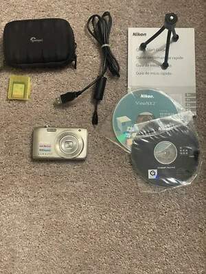 Nikon COOLPIX S3100 14.0MP 5x Digital Camera - Silver with 16 MB Memory Card - Image 1 of 4