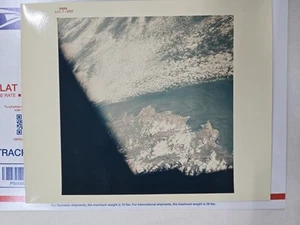 Vintage Apollo 7 Red Numbered Earth Orbit Photograph - Picture 1 of 4
