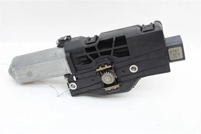 SUNROOF MOTOR Nissan Juke 2011 11 1083000 Foto 1 de 4