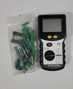 Megger BMM80 Insulation Multimeter w/ Leads - Picture 1 of 6