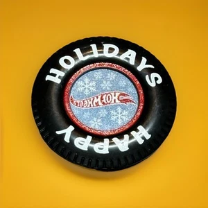 Hot Wheels Happy Holidays Button - Picture 1 of 3