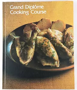 Grand Diplome Cooking Course, Vol. 4 (1972) Vintage Cookbook, Picnic, Casseroles - Imagen 1 de 19