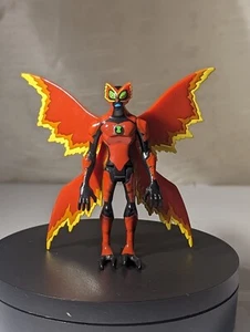 Ben 10: Big Chill: Ultimate Alien :Action Figure : Bandai: Loose OOB. - Picture 1 of 8