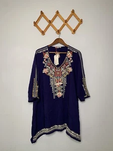 Blusa túnica popover azul solitario bordada floral cuello en V talla L para mujer nueva con etiquetas - Imagen 1 de 6