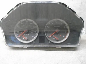 2005-2007 Volvo S40 Instrument Gauge Cluster Speedometer OEM 30710072 - Picture 1 of 5