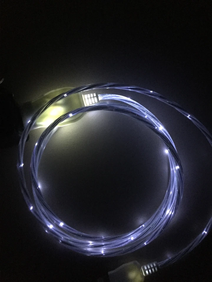 Cable Cargador USB LED 3 PIES LUZ DE FLUJO PARA Apple iPhone 8 7 6 plus 5s MICRO B C Foto 1 de 4