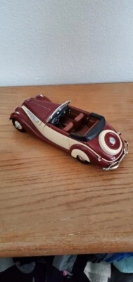 Dicast 1:18 B.M.W 327 Cabrio en caja Guiloy  Foto 1 de 4