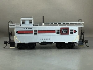 Athearn - Chicago Burlington & Quincy - Cupola Caboose + Windows & Wgt # 13523 - Picture 1 of 6