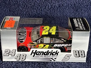 Jeff Gordon 2010 #24 Dupont Chevy Impala 1/64 New In Box Mint Condition! NIB HOF - Picture 1 of 3