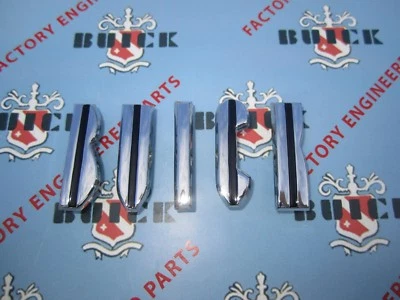 Letras Buick Hood 1956 | Cromo fundido como original  - Imagem 1 de 4