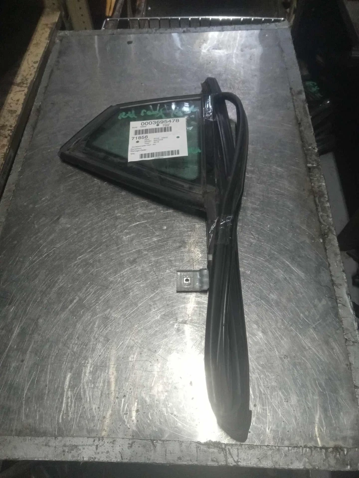 16 17 18 19 20 21 22 23 NISSAN MAXIMA Rear Vent Glass/window Right - Imagem 1 de 1