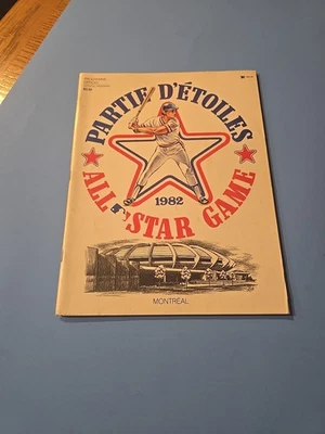 1982 MLB All Star Game OFFICIAL PROGRAM NEAR MINT Condition w/Inserts - Image 1 of 4