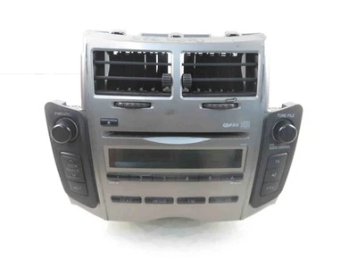 TOYOTA YARIS P9 Musik-Player ohne GPS 861200D490 Petrol 51kw 2011 32386461 - Bild 1 von 4