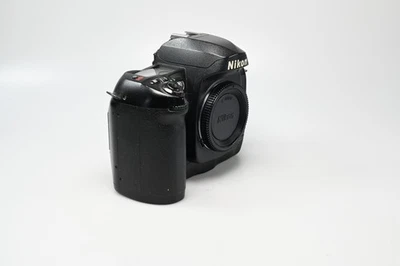 Cuerpo de cámara digital Nikon D100 6,1 MP SLR #G871 Foto 1 de 4