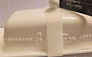 Maison Neuve Butterdose mit Deckel weiß Perlen und Deckel Keramik - Bild 1 von 5